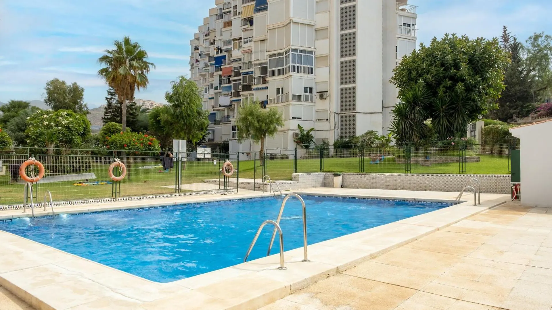 Estudio Con Piscina location